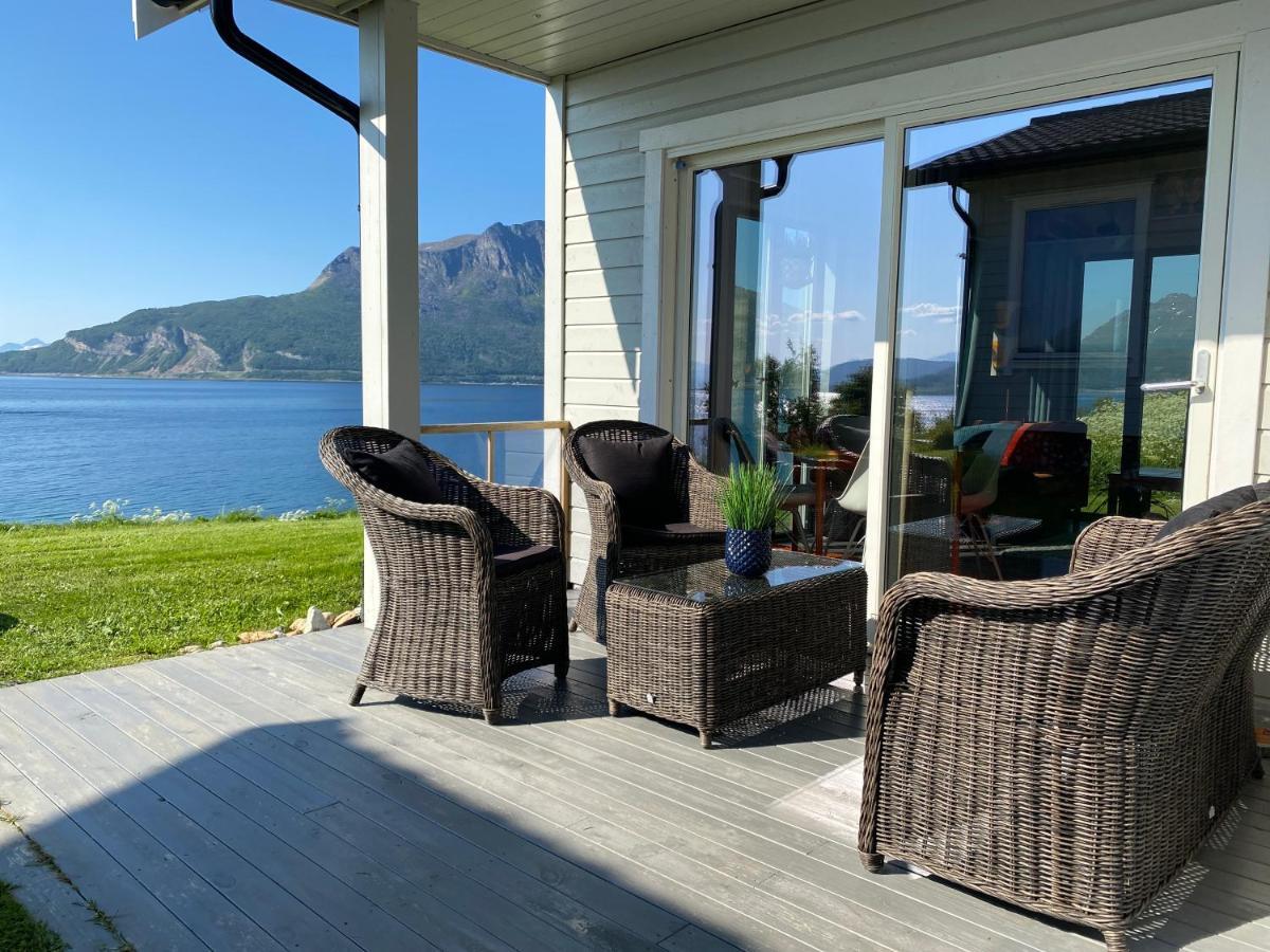 Nice Little House Right By The Sea, Stunning View Rensa Exterior foto
