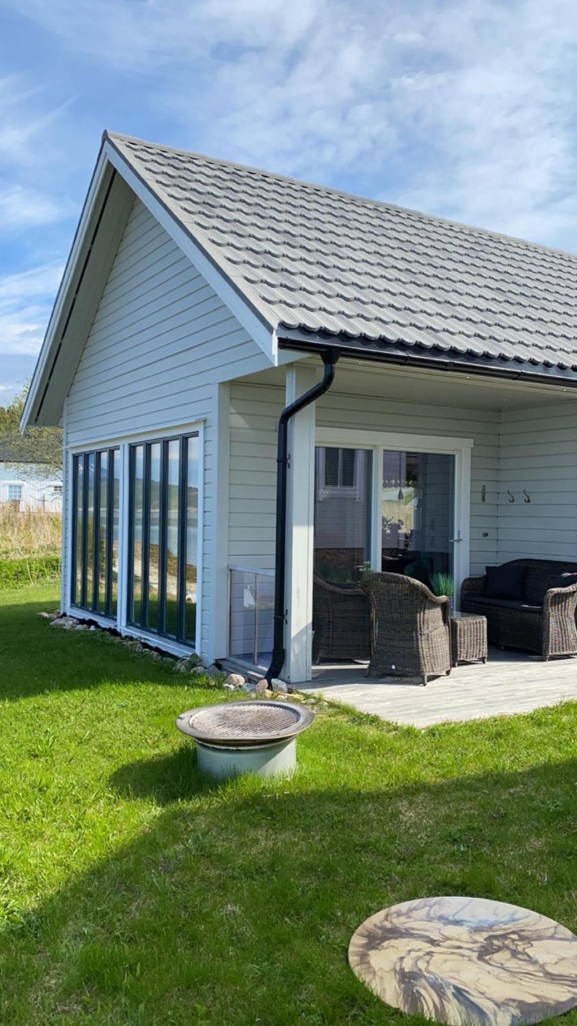 Nice Little House Right By The Sea, Stunning View Rensa Exterior foto